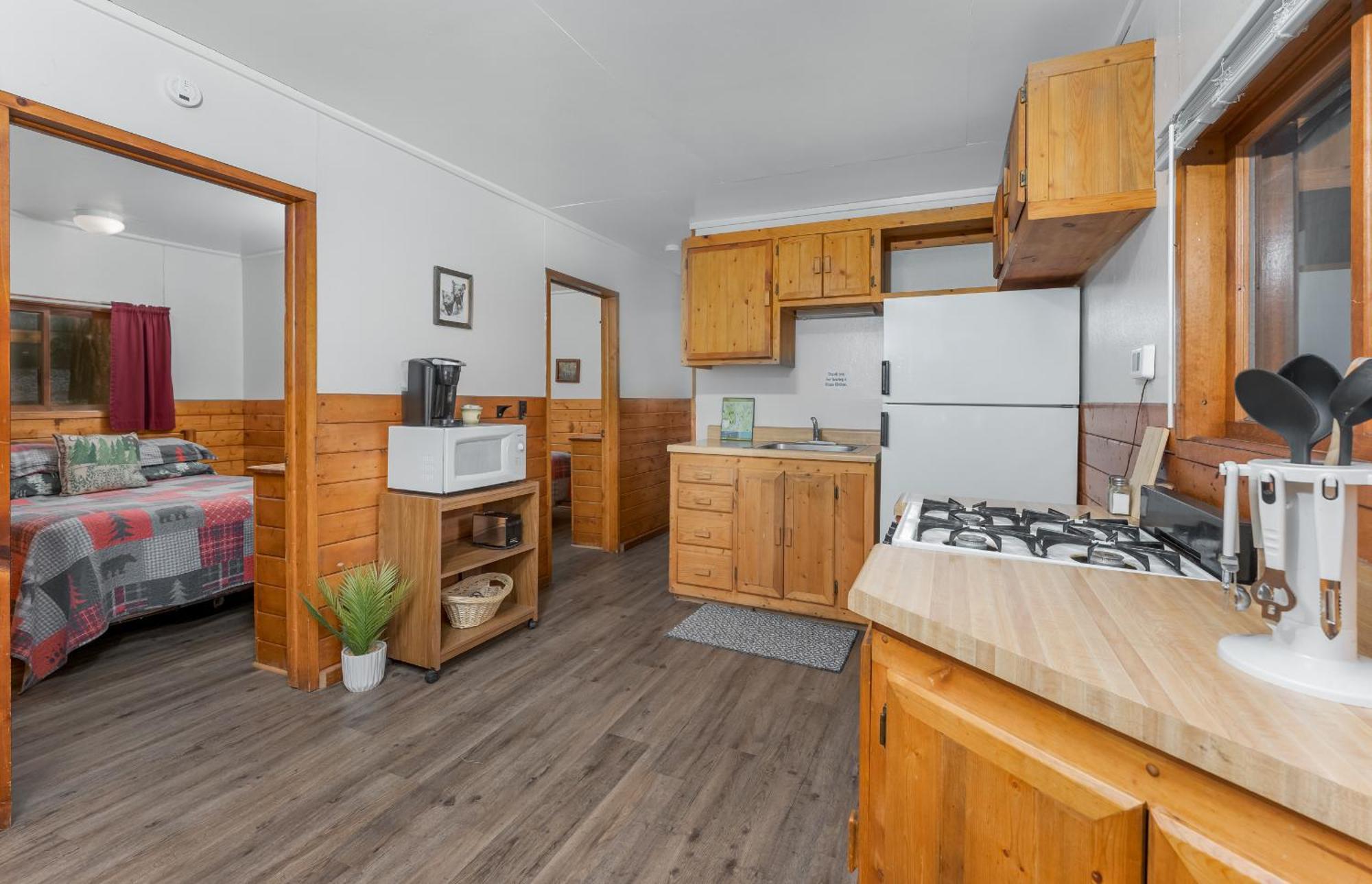 Bear Paw Lodge & Vacation Homes Vallecito Exterior photo