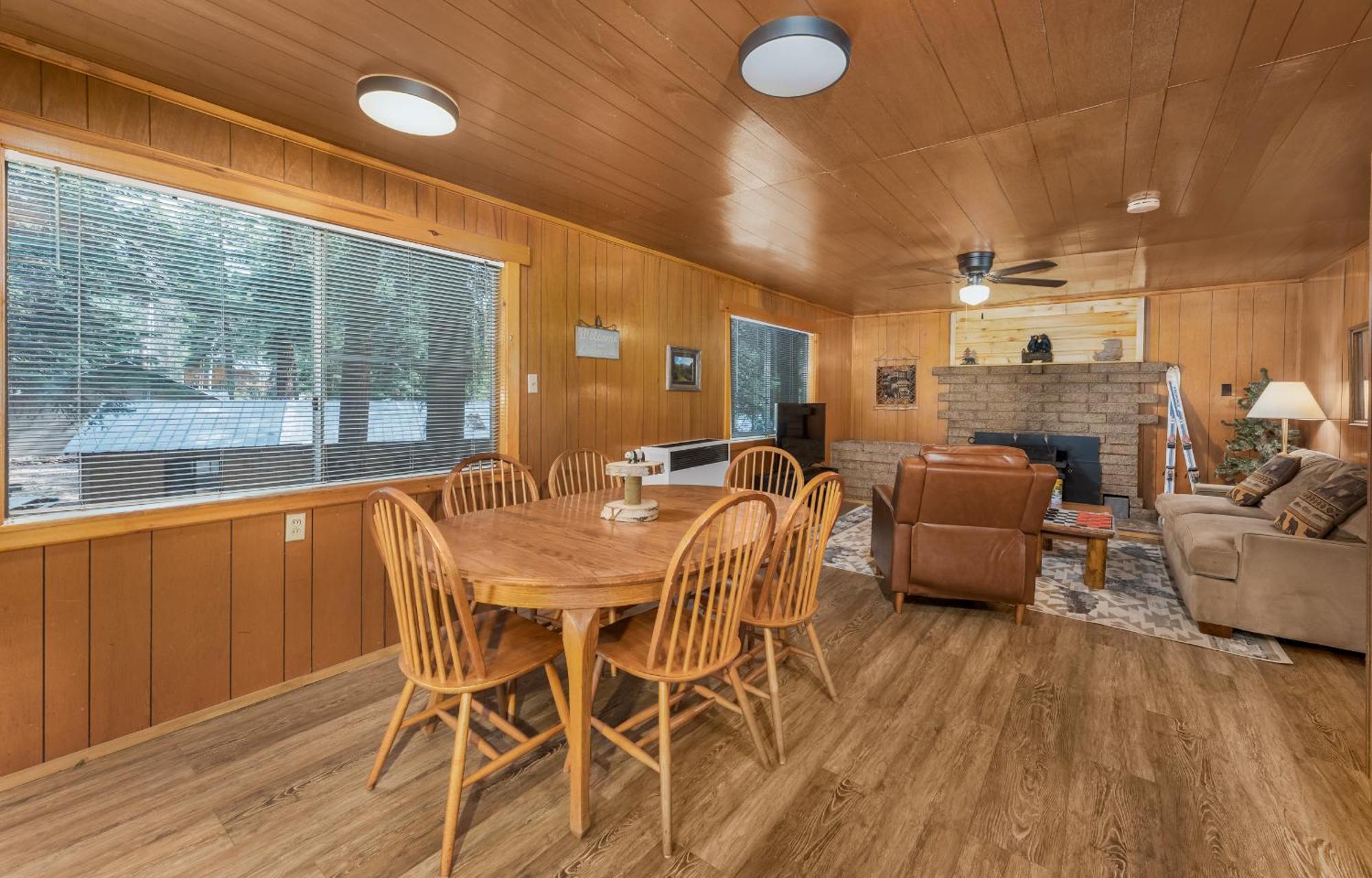 Bear Paw Lodge & Vacation Homes Vallecito Exterior photo
